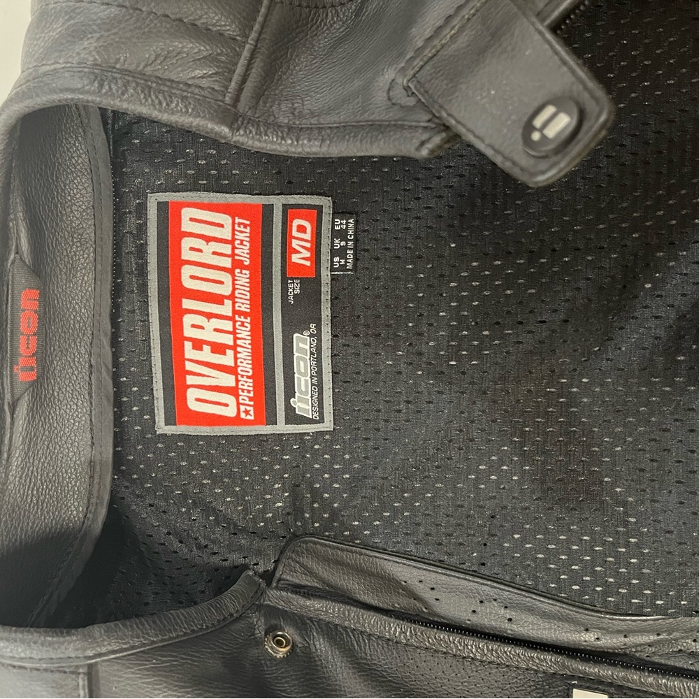 ICON Overlord Motorcycle Jacket - Picture 3 of 3